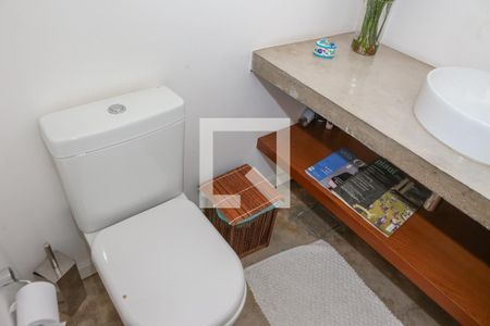Lavabo de casa à venda com 3 quartos, 571m² em Alto da Lapa, São Paulo