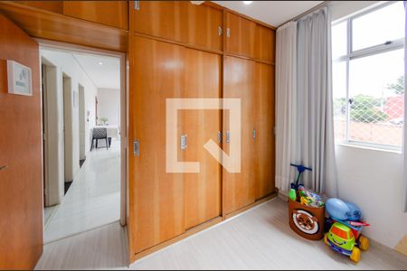 Quarto 1 de apartamento à venda com 3 quartos, 70m² em Cinquentenario, Belo Horizonte