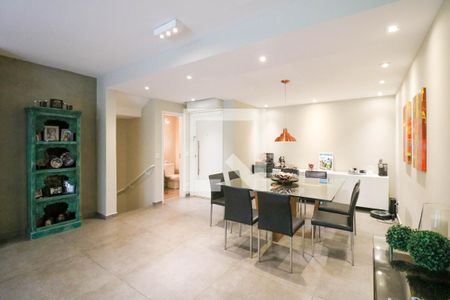 Sala de casa à venda com 4 quartos, 320m² em Santo Amaro, São Paulo