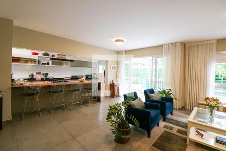 Sala de casa à venda com 4 quartos, 320m² em Santo Amaro, São Paulo