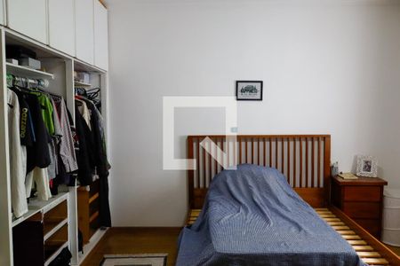 Quarto 1 - Suíte de casa à venda com 5 quartos, 400m² em Vila Yara, Osasco