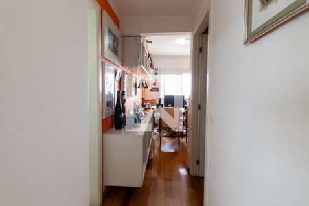 Corredor de apartamento à venda com 2 quartos, 125m² em Vl Pompeia, São Paulo