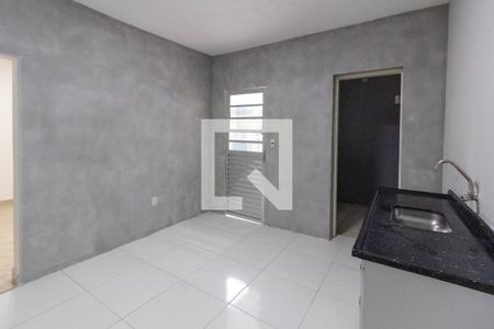 Cozinha de casa para alugar com 2 quartos, 75m² em Parque Continental I, Guarulhos