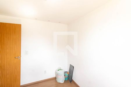 Quarto 1 de apartamento para alugar com 2 quartos, 45m² em Inhoaíba, Rio de Janeiro
