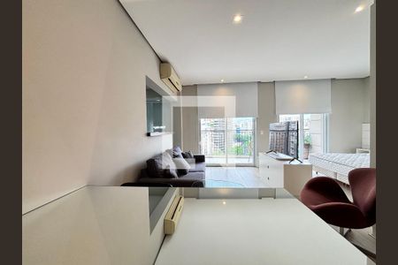 Sala/quarto de apartamento para alugar com 1 quarto, 48m² em Vila Nova Conceição, São Paulo