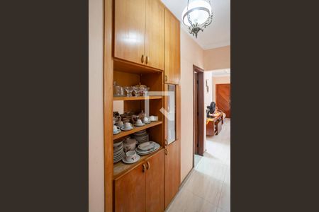 Corredor de apartamento à venda com 3 quartos, 175m² em Santa Amelia, Belo Horizonte