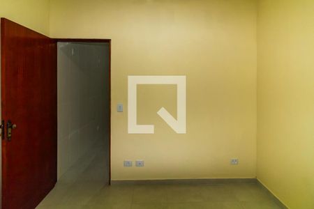 Quarto 1 de casa para alugar com 2 quartos, 80m² em Vila Industrial, São Paulo