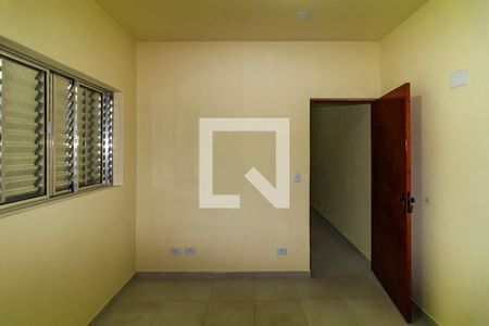 Quarto 2 de casa para alugar com 2 quartos, 80m² em Vila Industrial, São Paulo