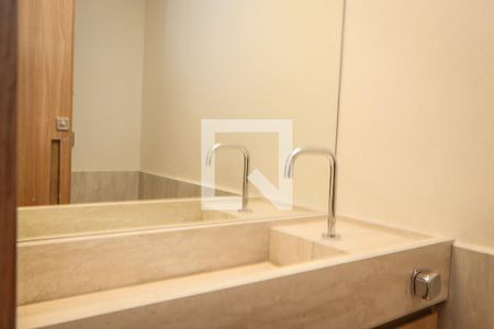 Lavabo de apartamento à venda com 4 quartos, 144m² em Cerqueira César, São Paulo