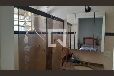 Quarto de casa à venda com 3 quartos, 201m² em Vila Nivi, São Paulo