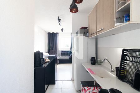 Cozinha de apartamento para alugar com 2 quartos, 41m² em Campo Novo, Porto Alegre