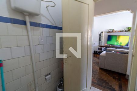 Banheiro de apartamento à venda com 1 quarto, 37m² em Centro Histórico, Porto Alegre