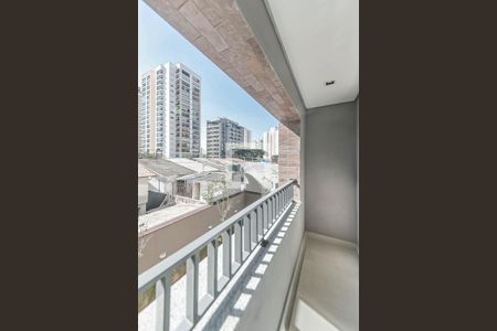 Varanda de kitnet/studio à venda com 1 quarto, 23m² em Vila Cordeiro, São Paulo