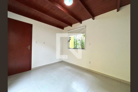 Quarto  de casa de condomínio para alugar com 1 quarto, 50m² em Rio Tavares Central, Florianópolis