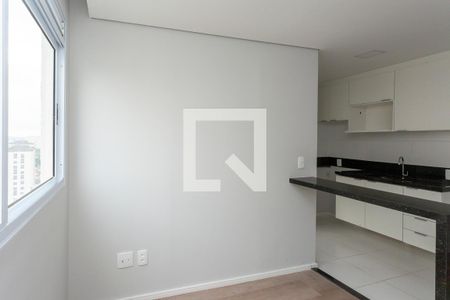 Sala de apartamento para alugar com 2 quartos, 33m² em Veleiros, São Paulo