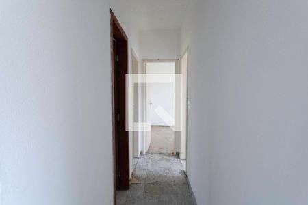 Corredor de apartamento à venda com 3 quartos, 90m² em Alípio de Melo, Belo Horizonte