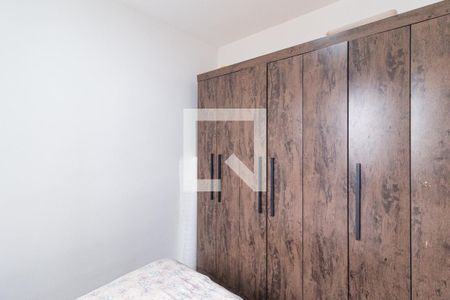 Quarto 1 de apartamento para alugar com 2 quartos, 35m² em Vila Sul Americana, Carapicuíba