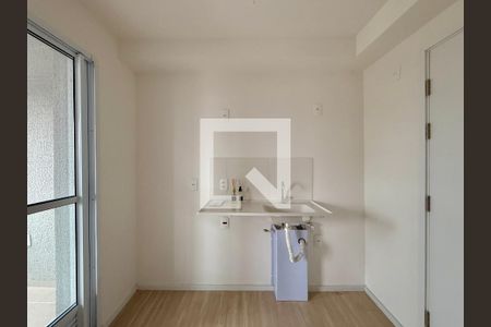 Cozinha  de apartamento à venda com 1 quarto, 31m² em Vila Plana, São Paulo