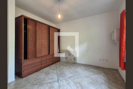 Quarto  de casa de condomínio para alugar com 3 quartos, 180m² em Vargem Grande, Rio de Janeiro