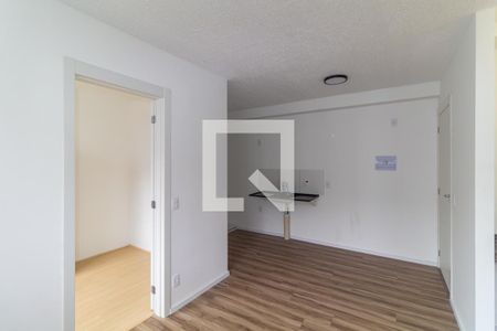 Sala de apartamento para alugar com 2 quartos, 36m² em Cidade São Mateus, São Paulo