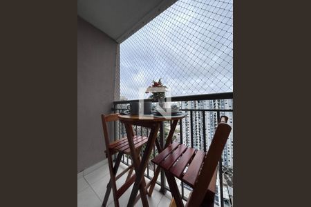 Varanda Sala  de apartamento à venda com 1 quarto, 28m² em Jardim Caravelas, São Paulo