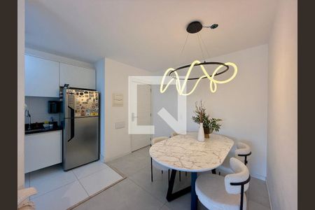 Sala de apartamento para alugar com 2 quartos, 68m² em Jardim Caravelas, São Paulo