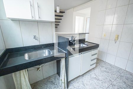 Cozinha de apartamento para alugar com 2 quartos, 100m² em Itapoã, Belo Horizonte