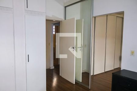 Quarto de casa de condomínio para alugar com 4 quartos, 186m² em Setor Bueno, Goiânia