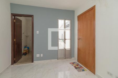 Suíte de casa para alugar com 2 quartos, 100m² em Vila Antonieta, São Paulo