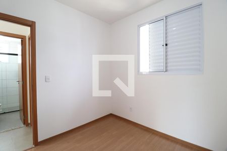 Quarto 1 de apartamento para alugar com 2 quartos, 50m² em Morada da Colina, Uberlândia