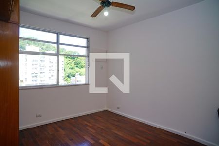 Quarto 1 de apartamento à venda com 2 quartos, 75m² em Ingá, Niterói