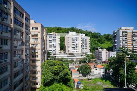 Vista da Sala de apartamento à venda com 2 quartos, 75m² em Ingá, Niterói