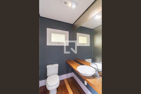 Lavabo de casa de condomínio para alugar com 4 quartos, 494m² em Pousada dos Bandeirantes, Carapicuíba