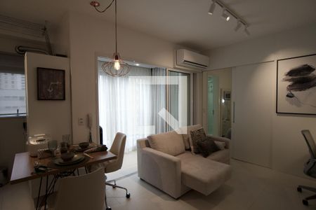 Sala de kitnet/studio para alugar com 1 quarto, 38m² em Vila Mariana, São Paulo