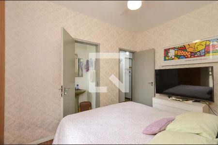 Suíte de apartamento à venda com 2 quartos, 103m² em Santo Antônio, Belo Horizonte