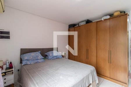 Suíte de casa à venda com 3 quartos, 140m² em Jardim Santa Barbara, Guarulhos