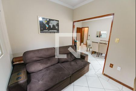 Sala de TV de casa para alugar com 3 quartos, 166m² em Vila São José, Taubaté