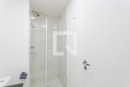 Banheiro de kitnet/studio à venda com 1 quarto, 25m² em Indianópolis, São Paulo