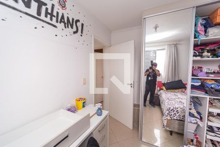 Quarto 2 de apartamento para alugar com 2 quartos, 52m² em Vila Silvia, São Paulo