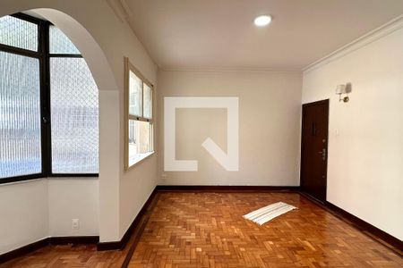 Apartamento para alugar com 3 quartos, 120m² em Copacabana, Rio de Janeiro