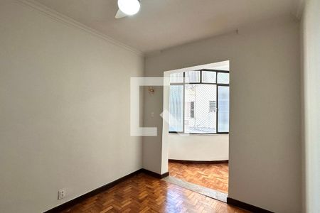 Apartamento para alugar com 3 quartos, 120m² em Copacabana, Rio de Janeiro