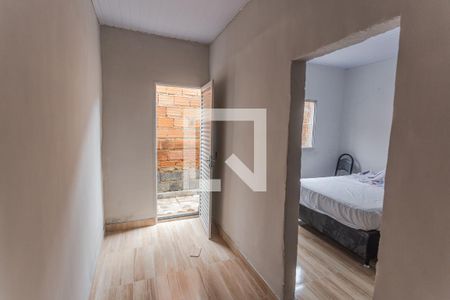 Closet do Quarto de casa para alugar com 1 quarto, 50m² em Santa Efigênia, Belo Horizonte