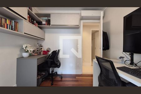 Quarto de apartamento à venda com 3 quartos, 109m² em Vila Gilda, Santo André