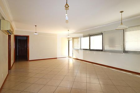 Sala de apartamento à venda com 3 quartos, 160m² em Rio Branco, Porto Alegre