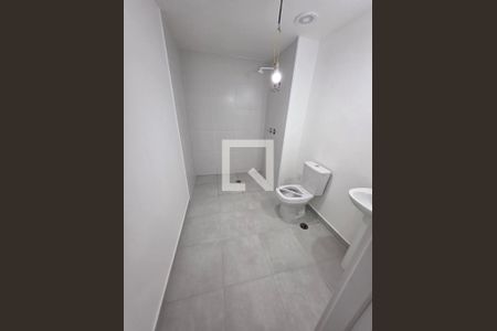 Banheiro de apartamento para alugar com 1 quarto, 28m² em Liberdade, São Paulo