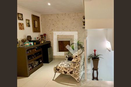 Casa de Condomínio à venda com 3 quartos, 226m² em Vila Madeira, Nova Lima