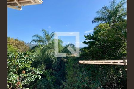 Casa de Condomínio à venda com 3 quartos, 226m² em Vila Madeira, Nova Lima