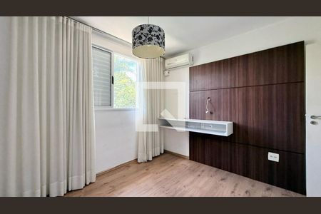 Casa de Condomínio para alugar com 3 quartos, 226m² em Vila Madeira, Nova Lima