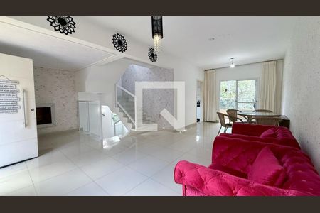 Casa de Condomínio para alugar com 3 quartos, 226m² em Vila Madeira, Nova Lima