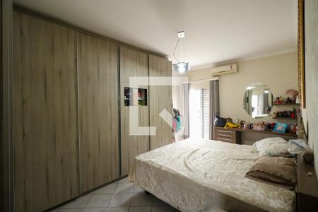 Quarto 1 de casa à venda com 3 quartos, 196m² em Taboão, Diadema